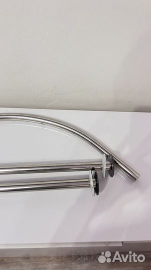 Угловой карниз для ванной