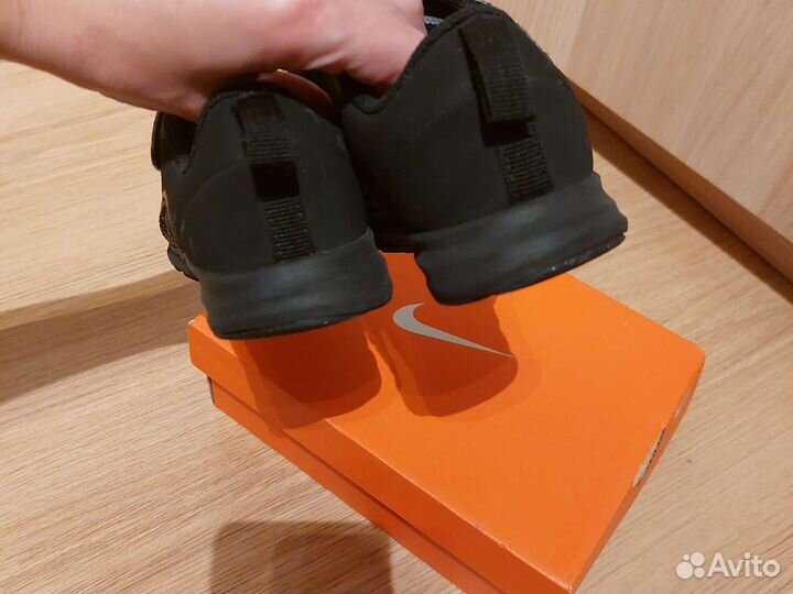 Кроссовки nike