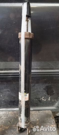 Задние стойки. Хендай соната 6