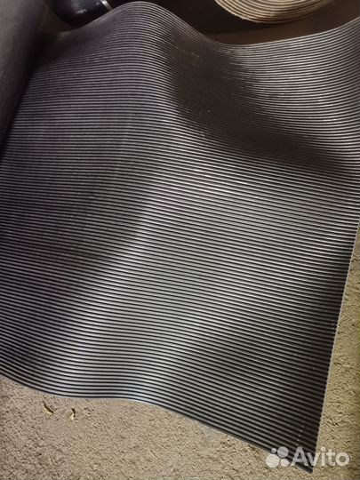 Покрытие резиновое для автомобилей, автобусов