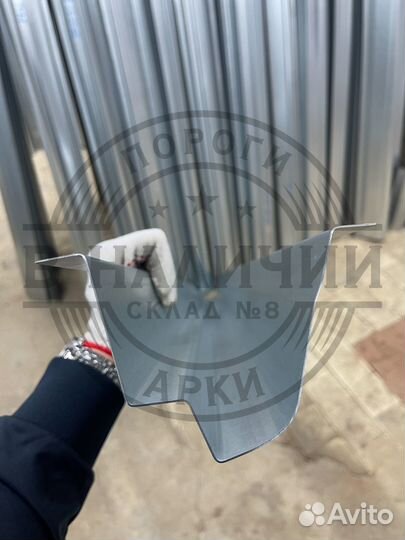 Рем порог правый Toyota Land Cruiser Prado 90