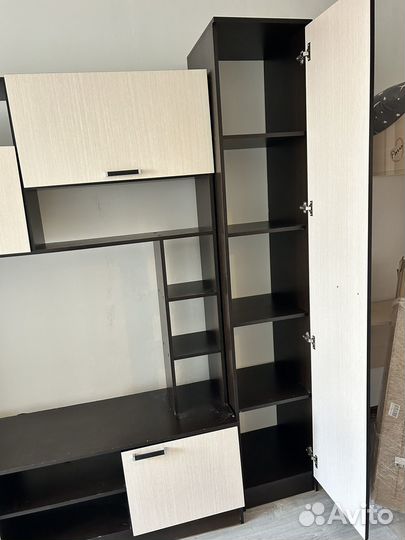 Стенка в гостиную