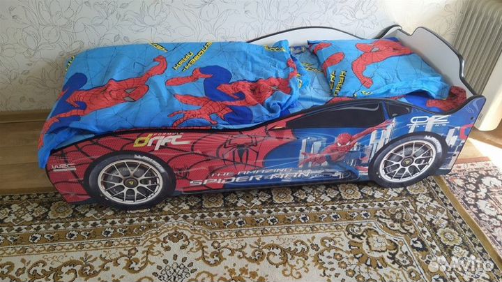 Кровать машина