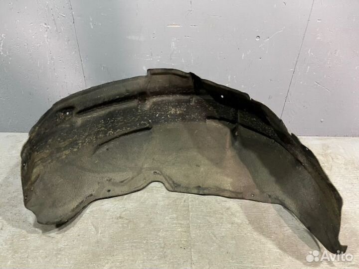 Подкрылок задний левый Audi Q7 4L