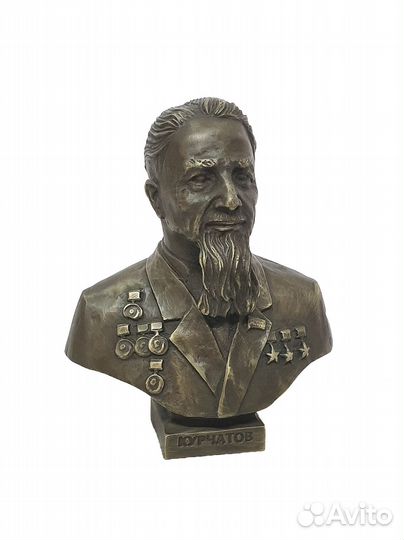 Бюст бронзовый 