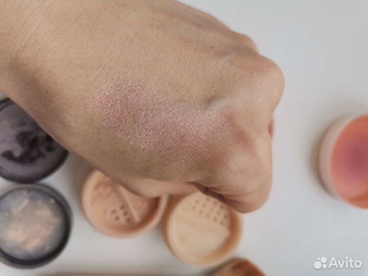 Минеральная пудра, румяна, кисть кабуки