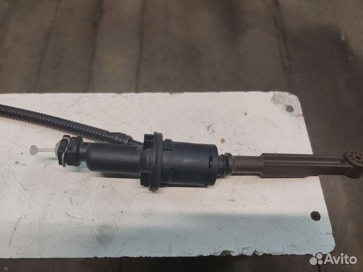 Главный цилиндр сцепления Пежо, Ситроен