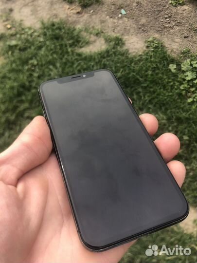 iPhone X, 64 ГБ