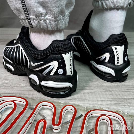 Кроссовки мужские nike air max tailwind 4