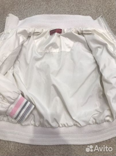 Бомбер для девочки весна