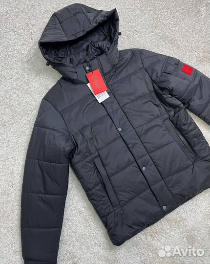 Мужская весеняя куртка от Hugo: будьте на волне