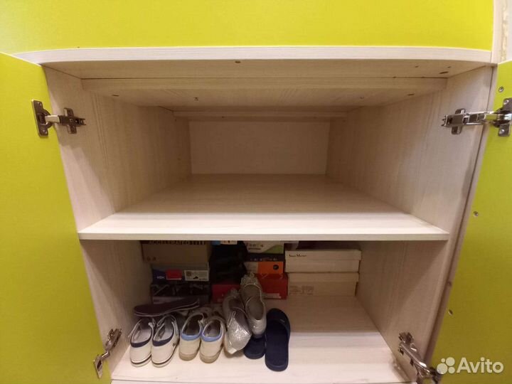 Детская кровать чердак со столом и шкафом