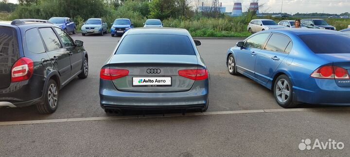 Audi A4 2.0 AT, 2012, 183 934 км