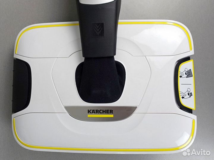 Белая электрошвабра пылесос Karcher FC7 по частям
