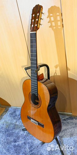 Классическая гитара Asturias, Япония
