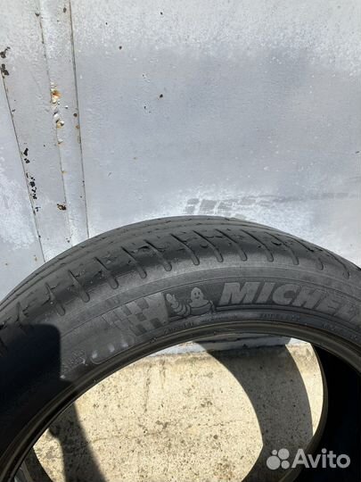 Michelin Pilot Sport 5 235/45 R18 98Y