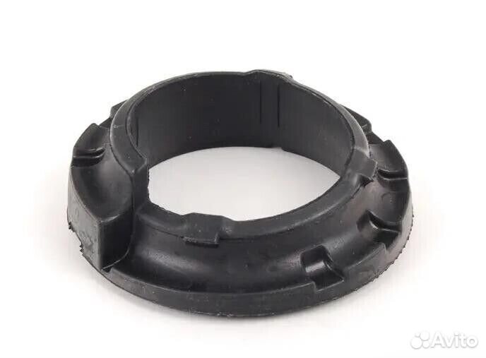 Тарелка передней пружины W166