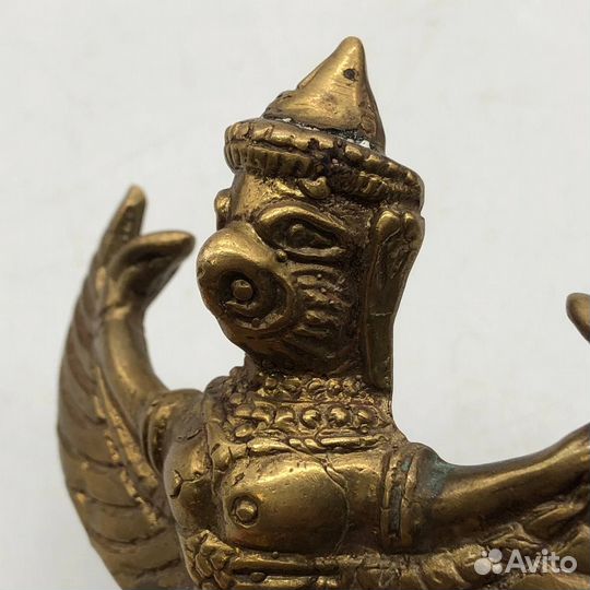 Бронзовая статуэтка божества Гаруда, 20 век