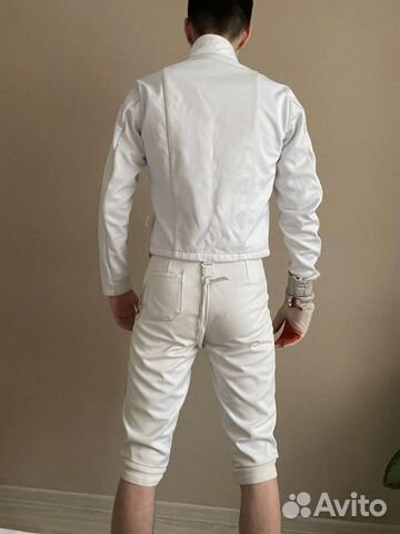 Костюм для фехтовария