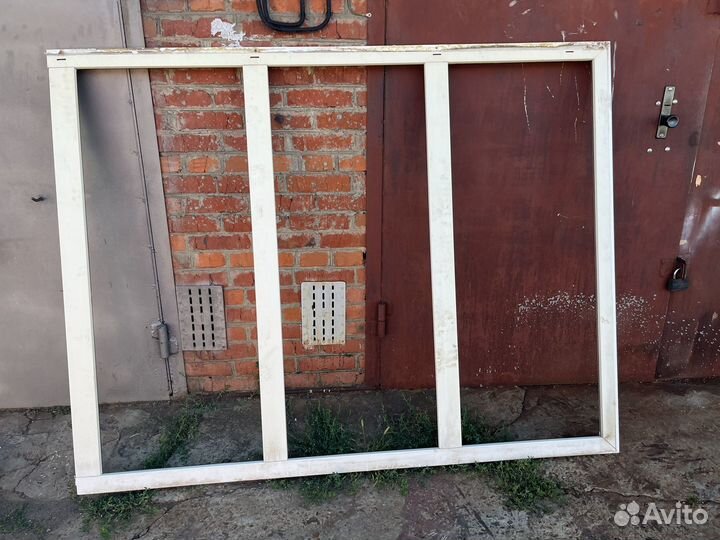 Пластиковые окна и балконные двери б/у