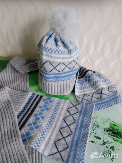 Шапки из натуральной шерсти и шарф