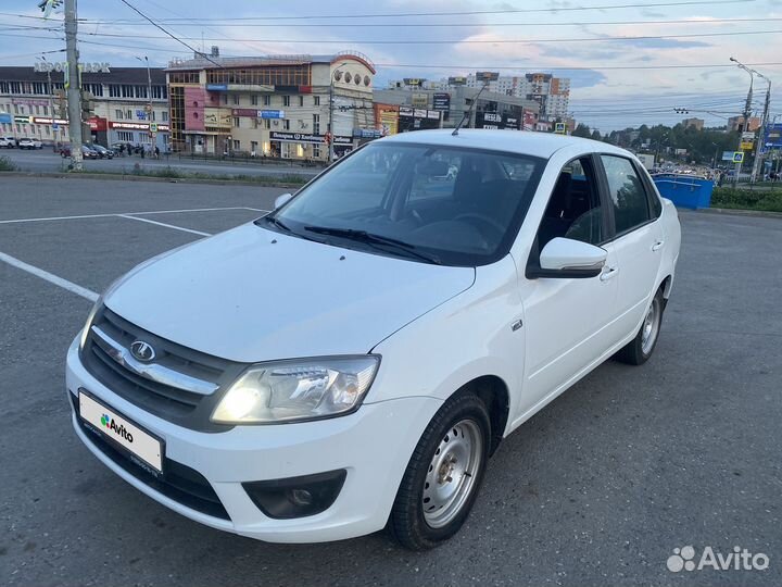 LADA Granta 1.6 МТ, 2015, 140 000 км