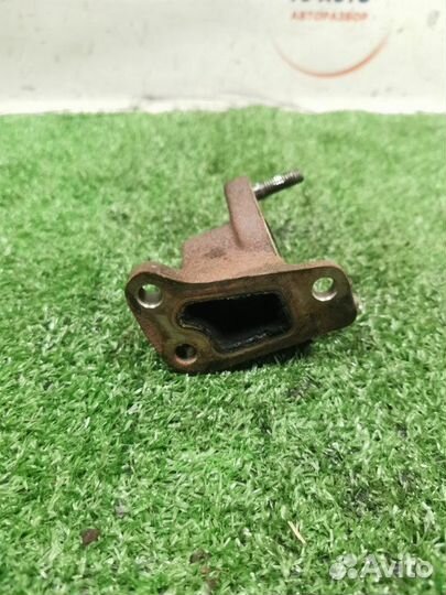 Крепление клапана EGR Kia Sportage 2 SUV 2.0 crdi