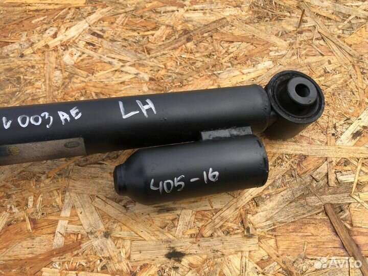 Пневмостойка задняя левая Land Rover Range Rover