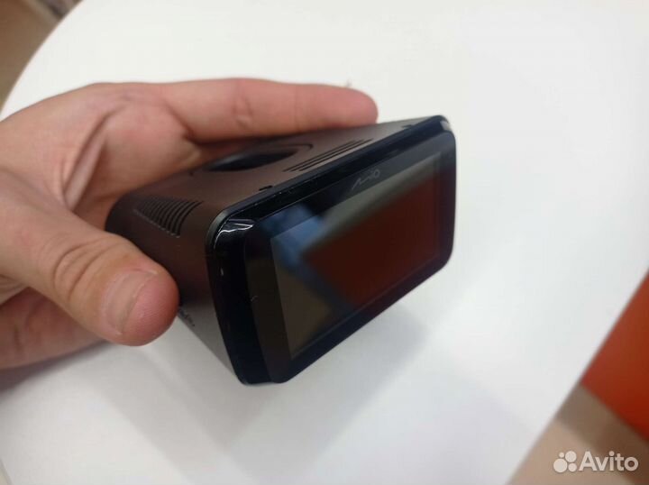 Видеорегистратор с радар-детектором Mio MiVue i95