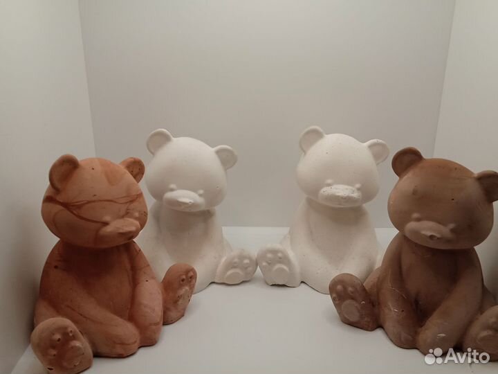 Медведи из гипса