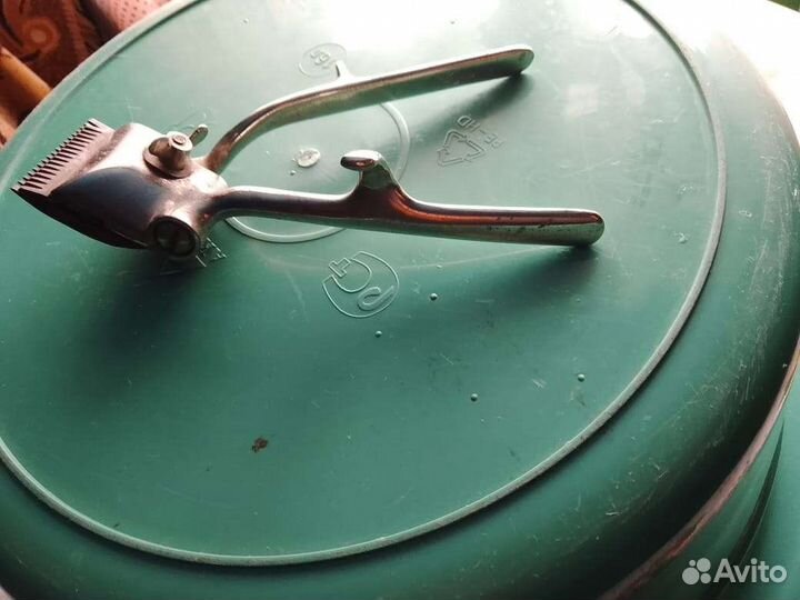 Ручная машинка для стрижки