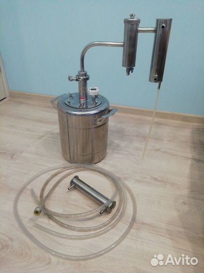 Самогонный аппарат с сухопарником