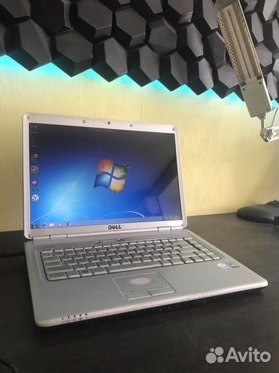 Ноутбук dell inspiron 1525