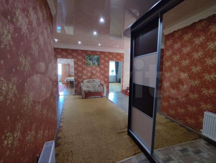 Дом 177,5 м² на участке 4 сот.