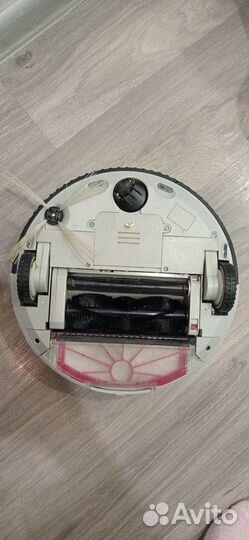 Робот пылесос