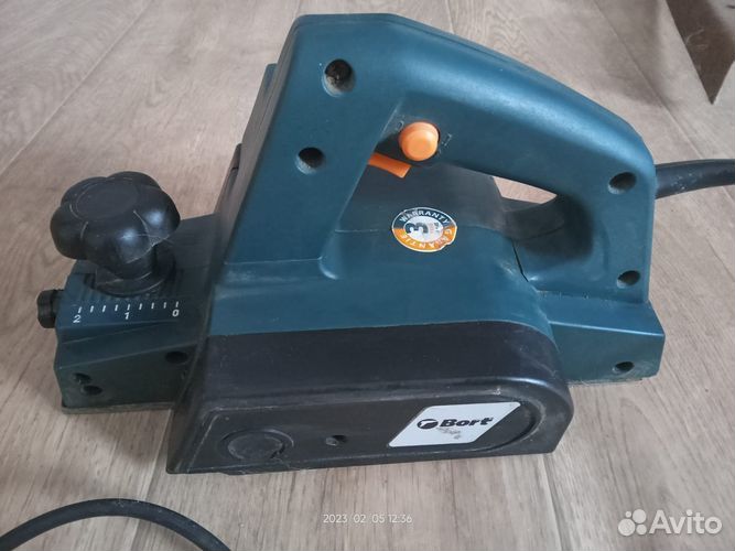 Электрорубанок Bort 600w