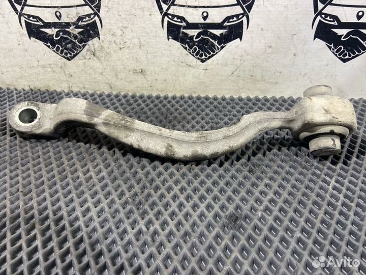 Рычаг подвески нижний передний правый