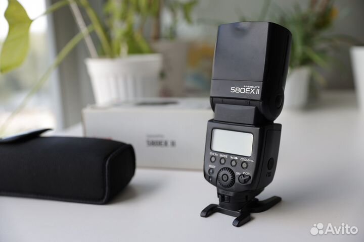 Canon Speedlite 580EX II