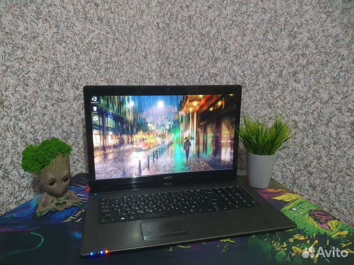 Большой мощный Acer 4 ядра AMD Radeon 17.3