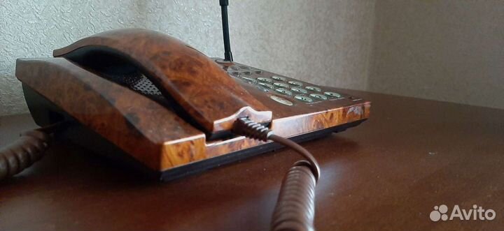 Телефон-LG GT-9760A