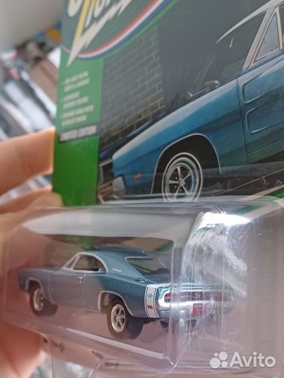 Johnny Lightning 1969 Dodge Charger R/T