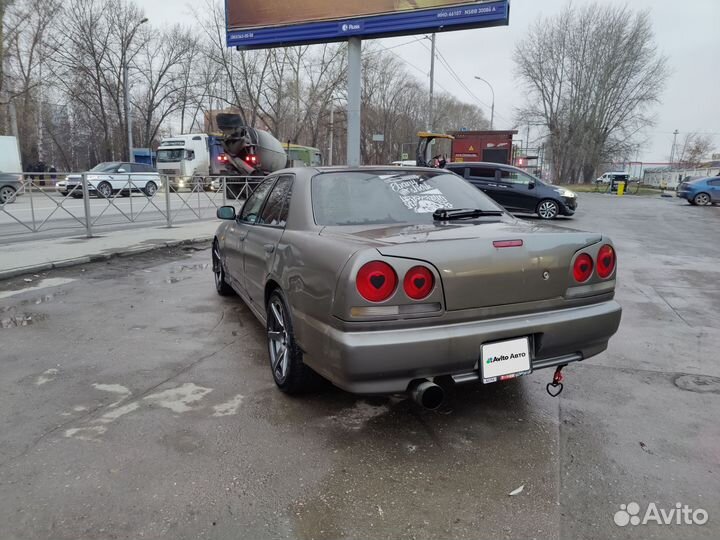 Nissan Skyline 1.8 AT, 1981, 310 000 км