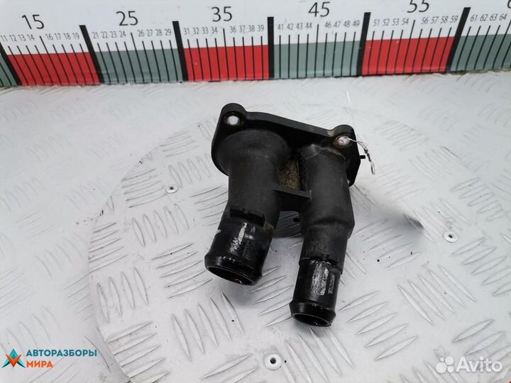 Корпус термостата Ford Fiesta 5 рест. 2010