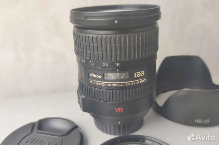 Nikon 18-200mm VR