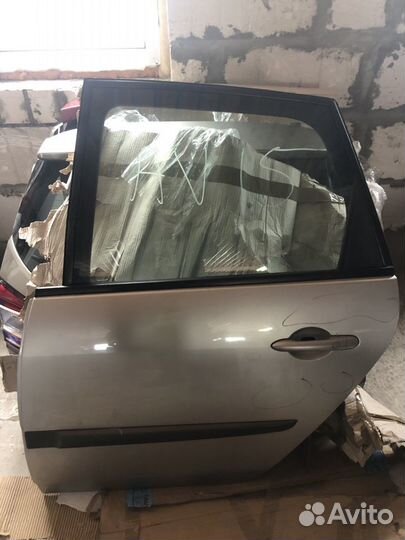 Дверь Рено Меган 2 задняя левая хэтчбек оригинал