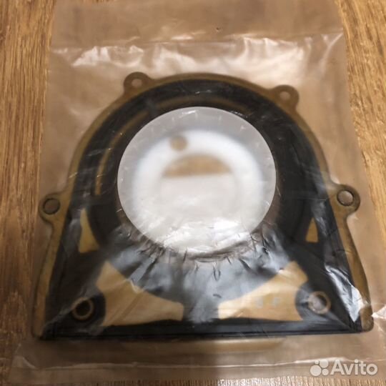 Сальник коленвала задний Mazda Ford 2.3 LF0111310