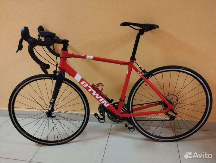 Шоссейный велосипед Triban 500