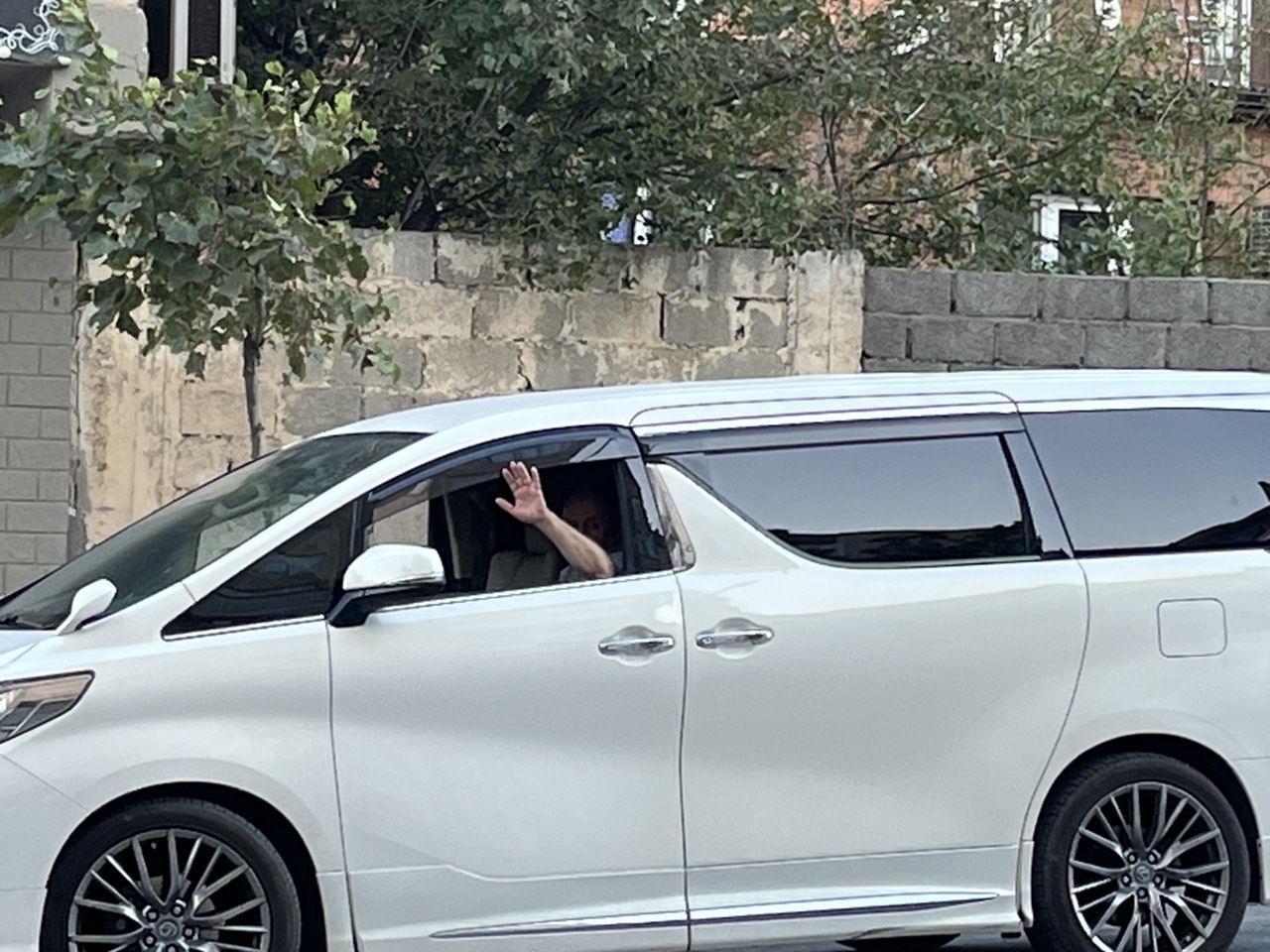 Toyota Alphard: фото владельца
