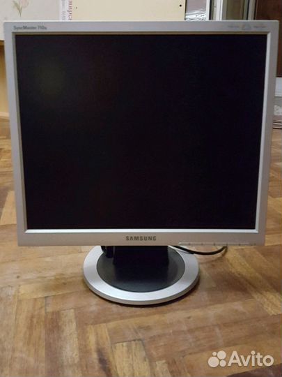 Монитор samsung