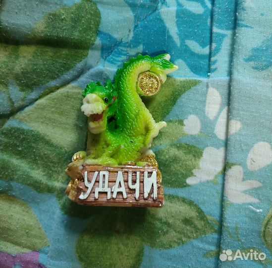 Сувениры и фигурки